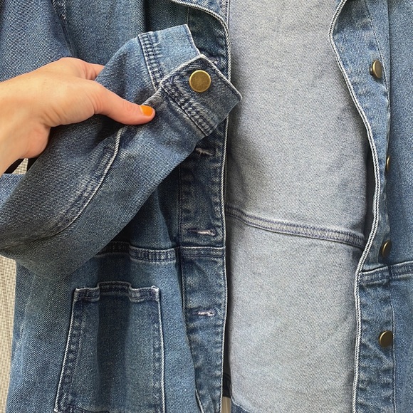 Universal thread button up jean jacket - Picture 4 of 5